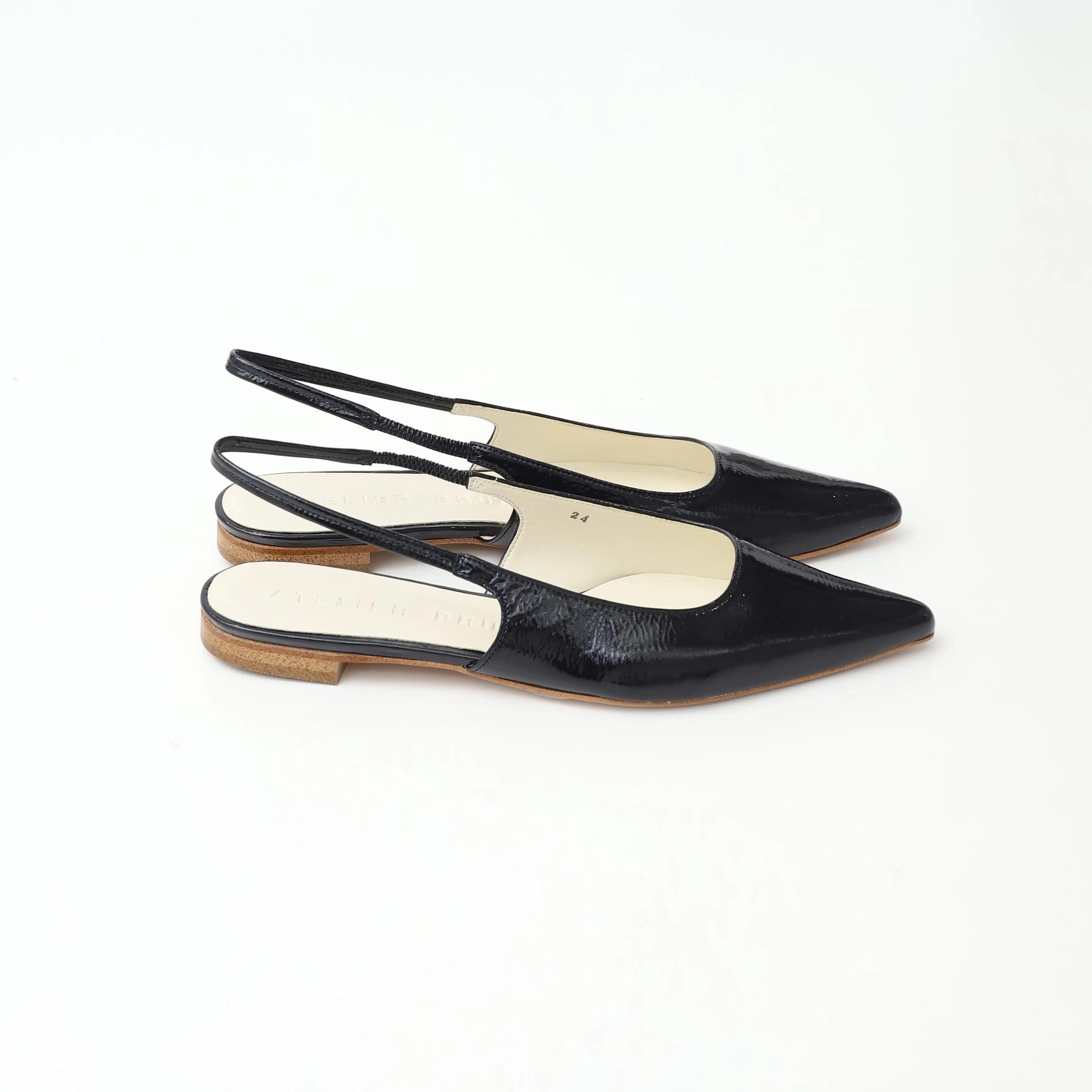 Back sling flat shoes