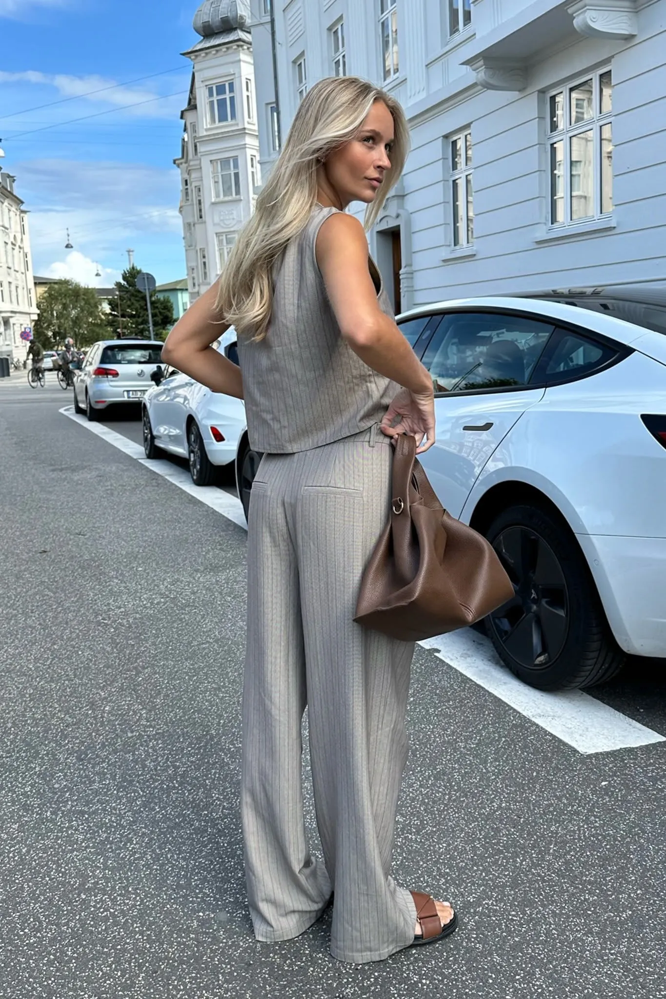 CelinaIC Vest - Mørk Beige Stribet