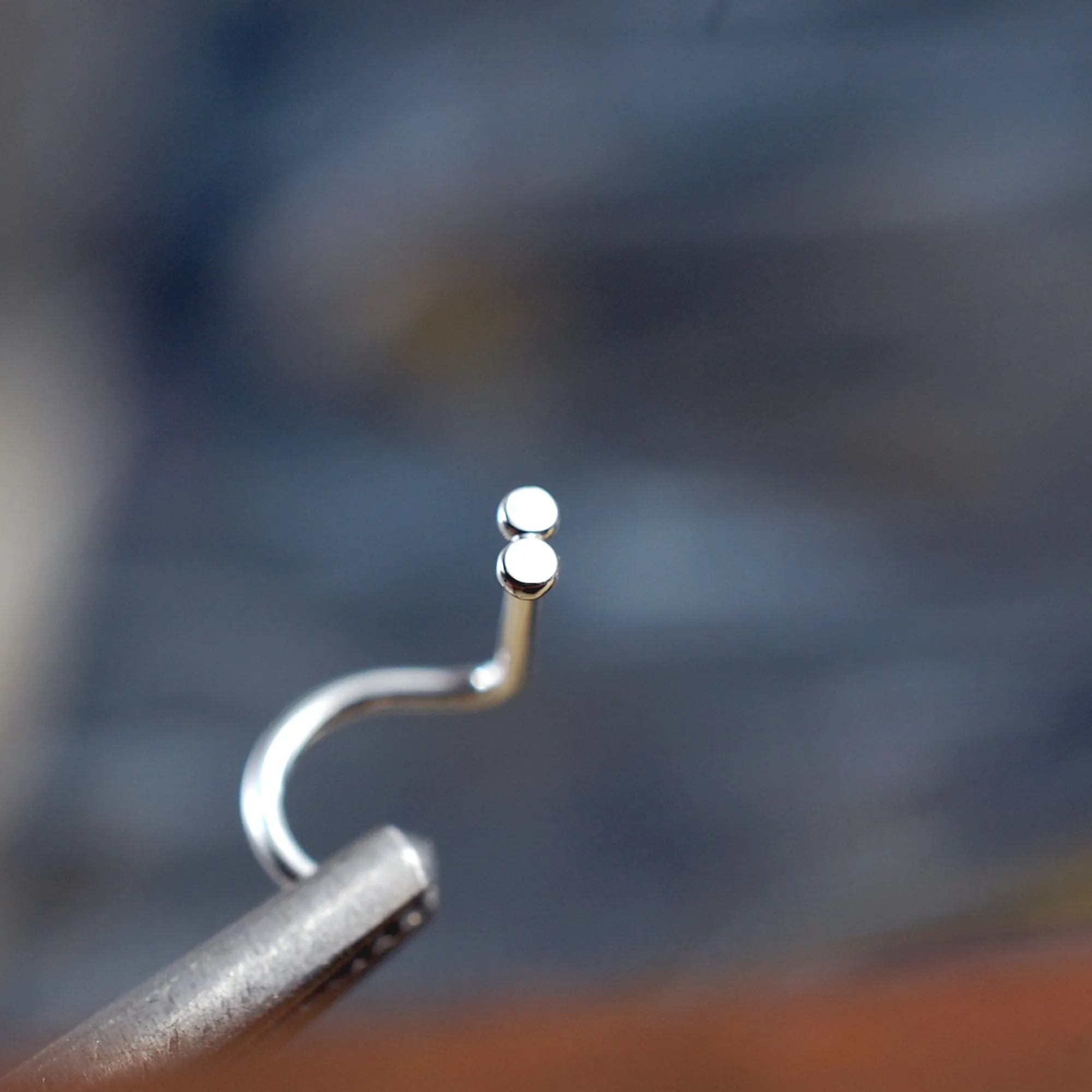 Flat to the Nose Double Silver Spot Nose Stud