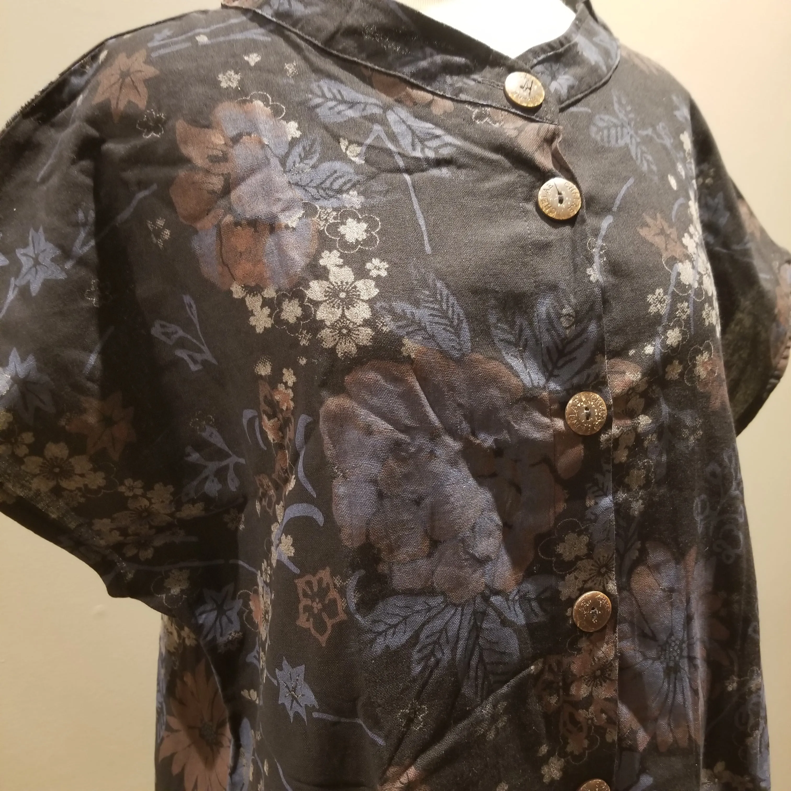 Flower Pattern With Short Sleeves