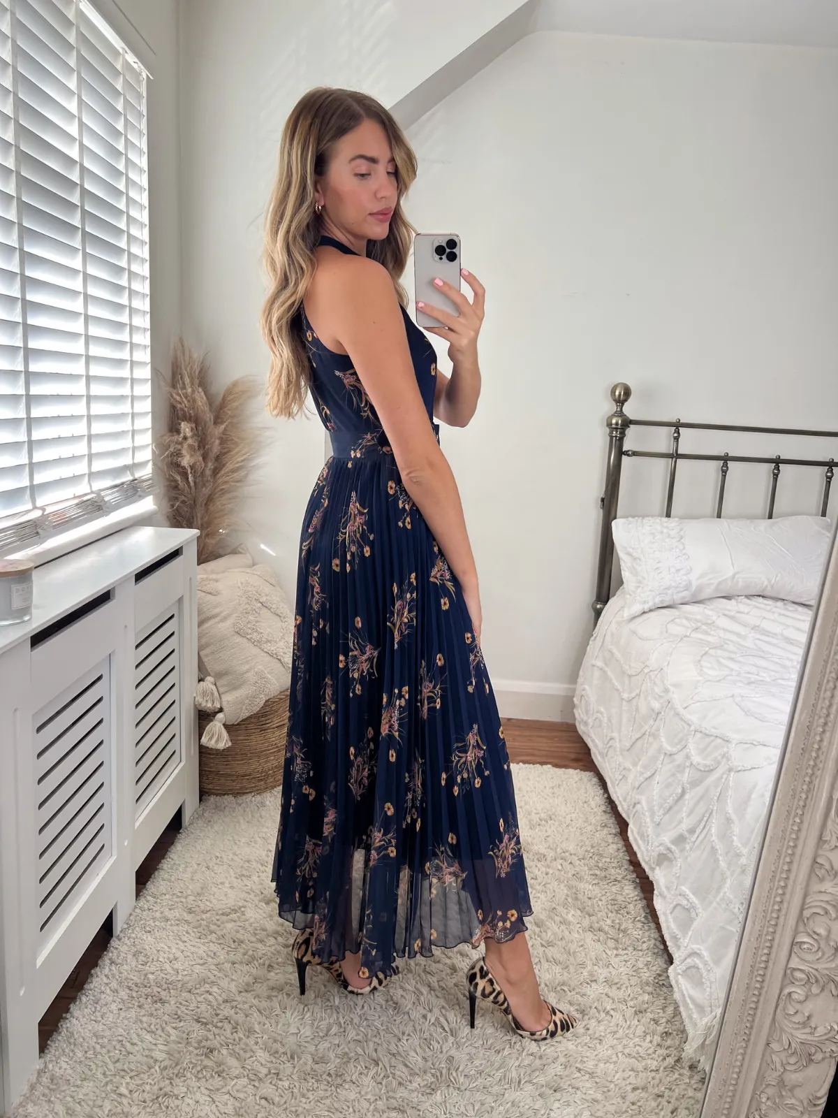 IMPERFECT Luisa Belted Pleated Maxi Dress / Navy Floral Print