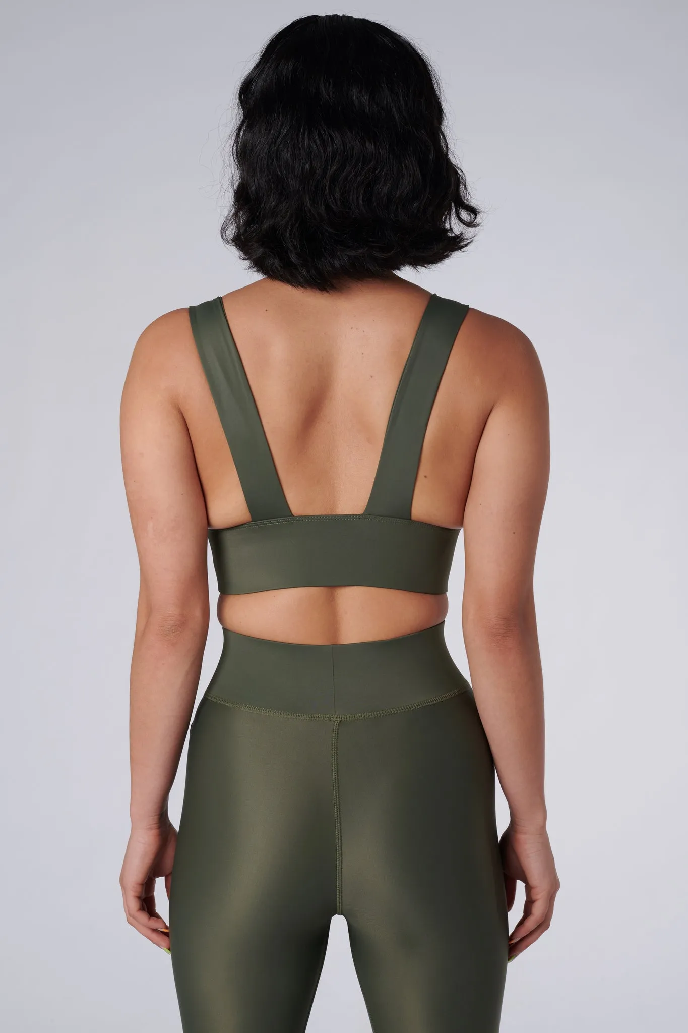 Lykke Deep Plunge Sports Bra | Recycled Nylon | Olive