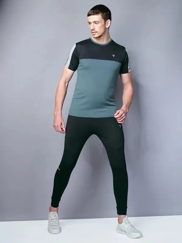 Men Colorblock Slim Fit Crew Neck T-shirt with TECHNO COOL