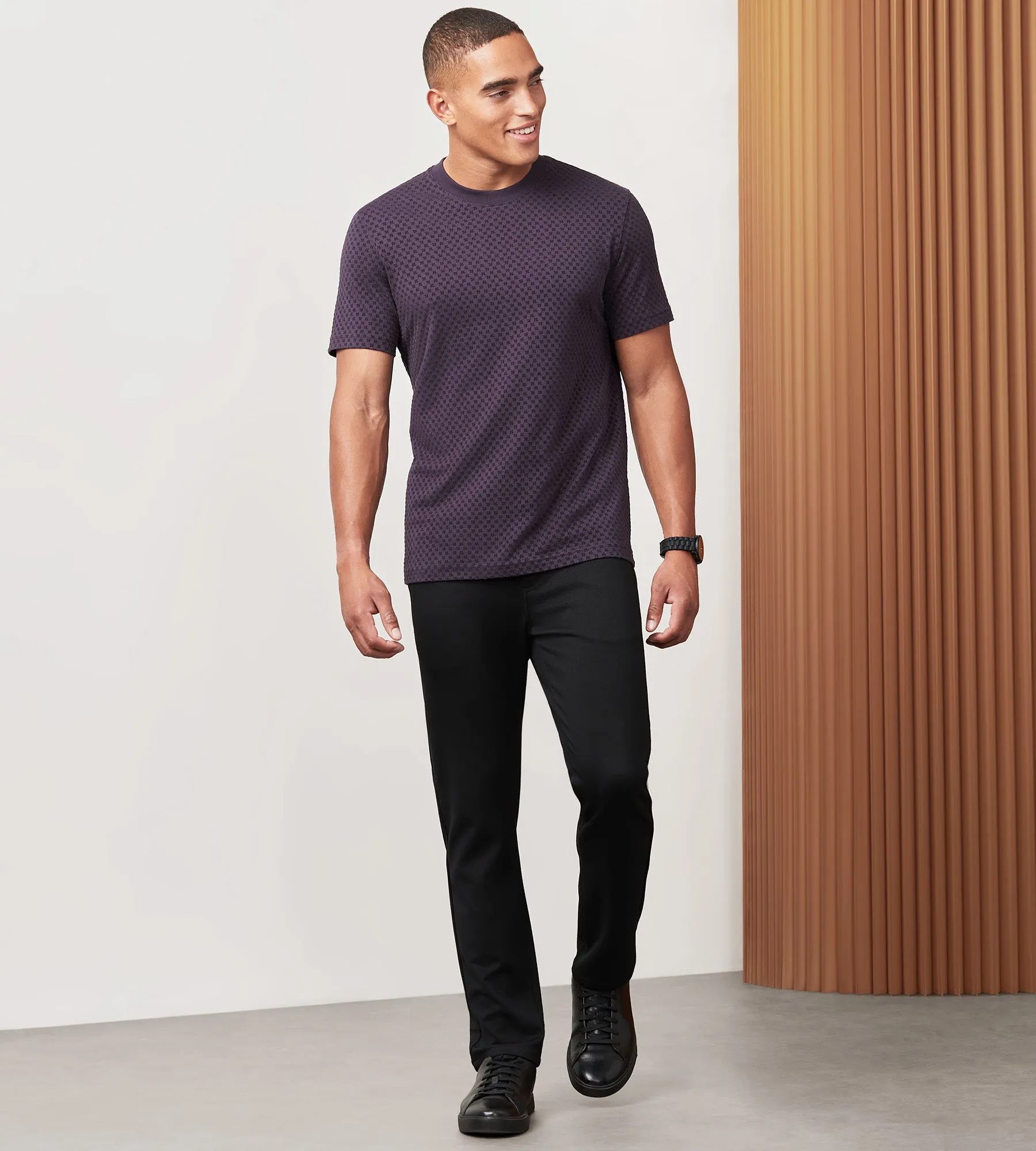 Modern Fit Short Sleeve Flocking T-Shirt