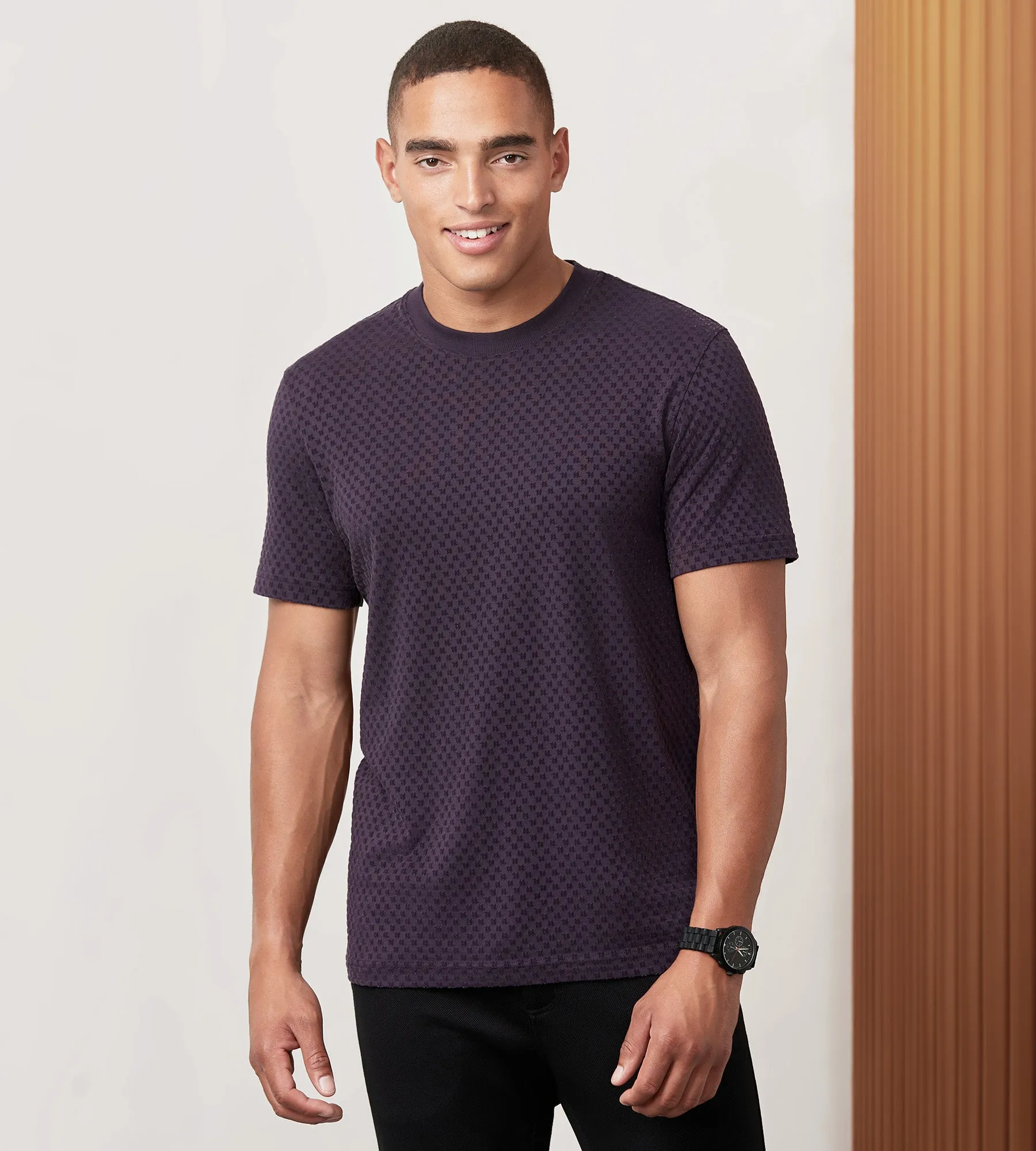 Modern Fit Short Sleeve Flocking T-Shirt