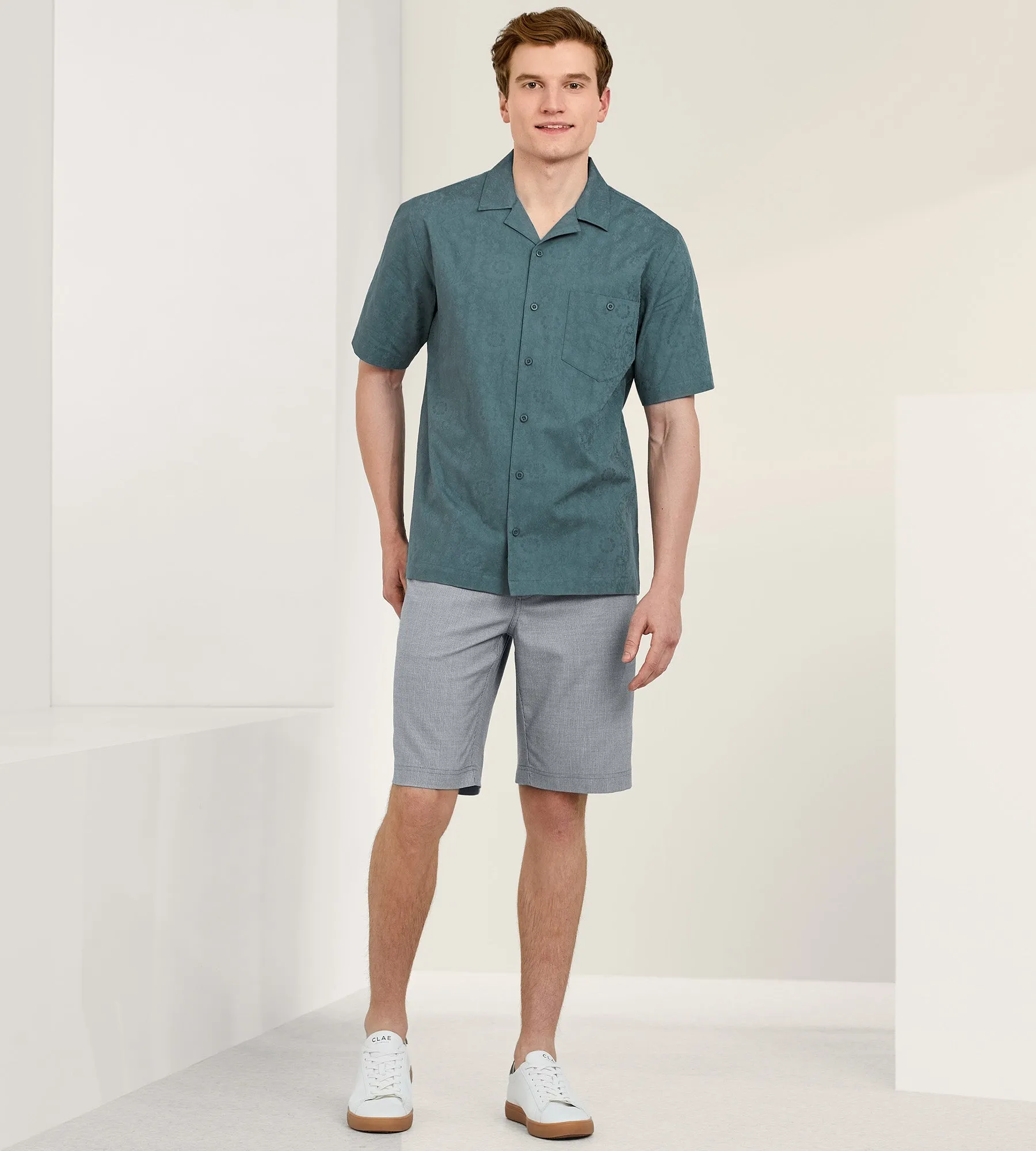 Modern Fit Short Sleeve Solid Textured Resort Sport Shirt