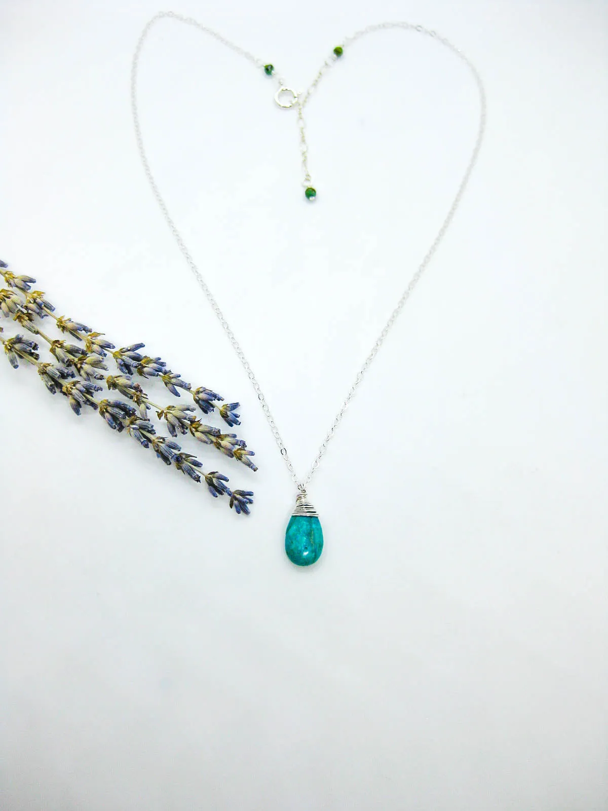 Poppy: Green Turquoise Necklace - n638