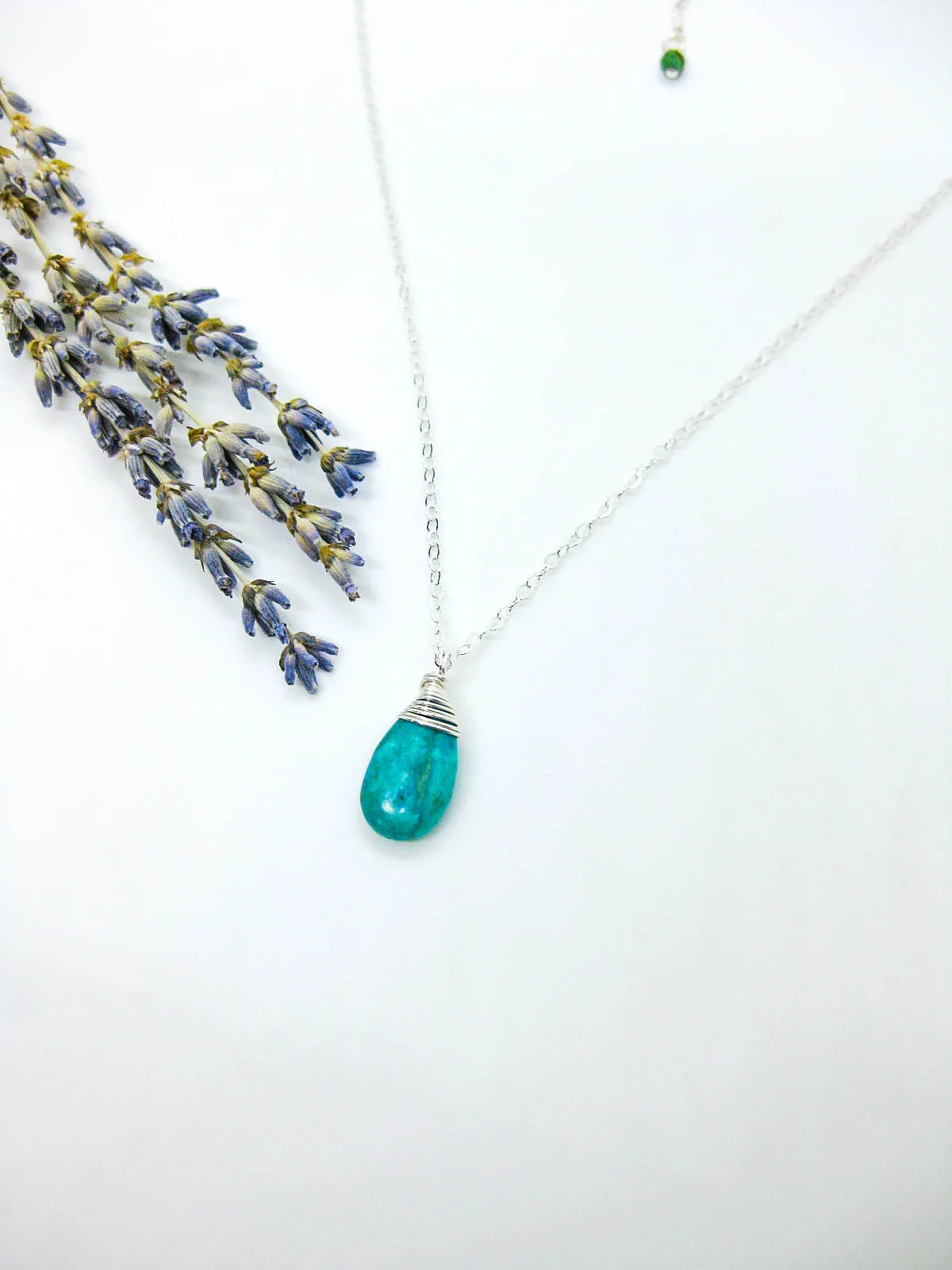 Poppy: Green Turquoise Necklace - n638