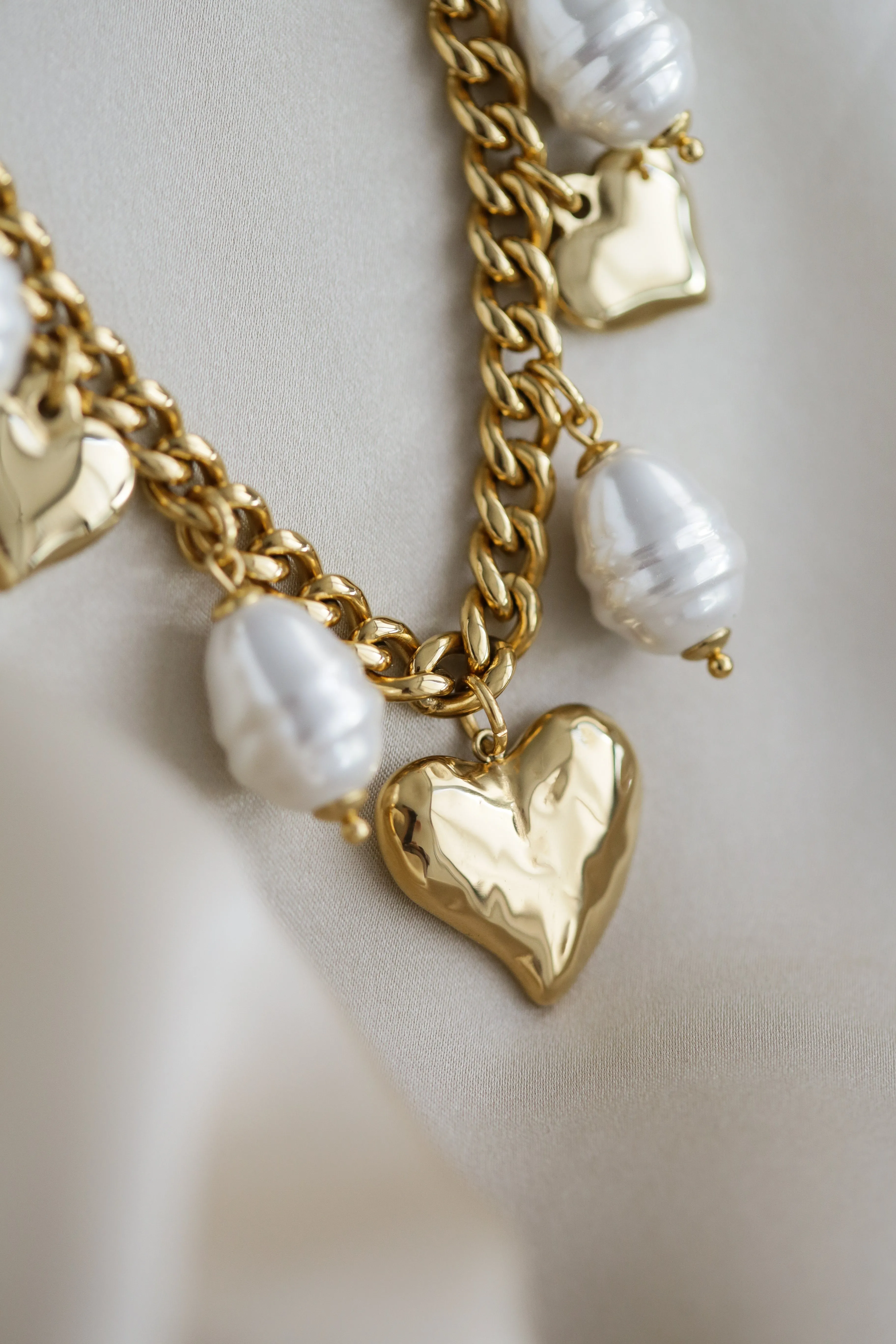 The Heart - Statement Necklace