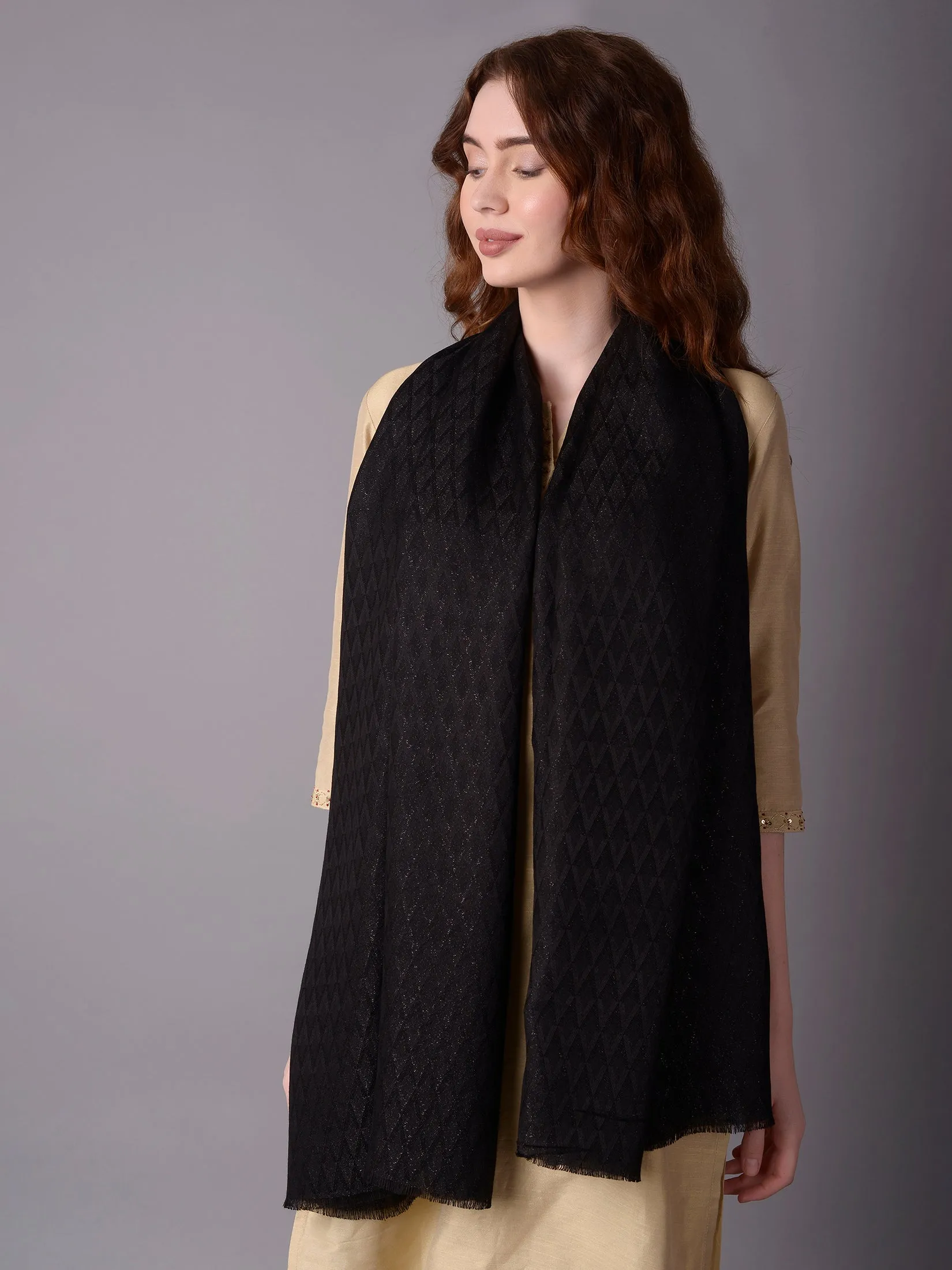 Women Black Solid Stole